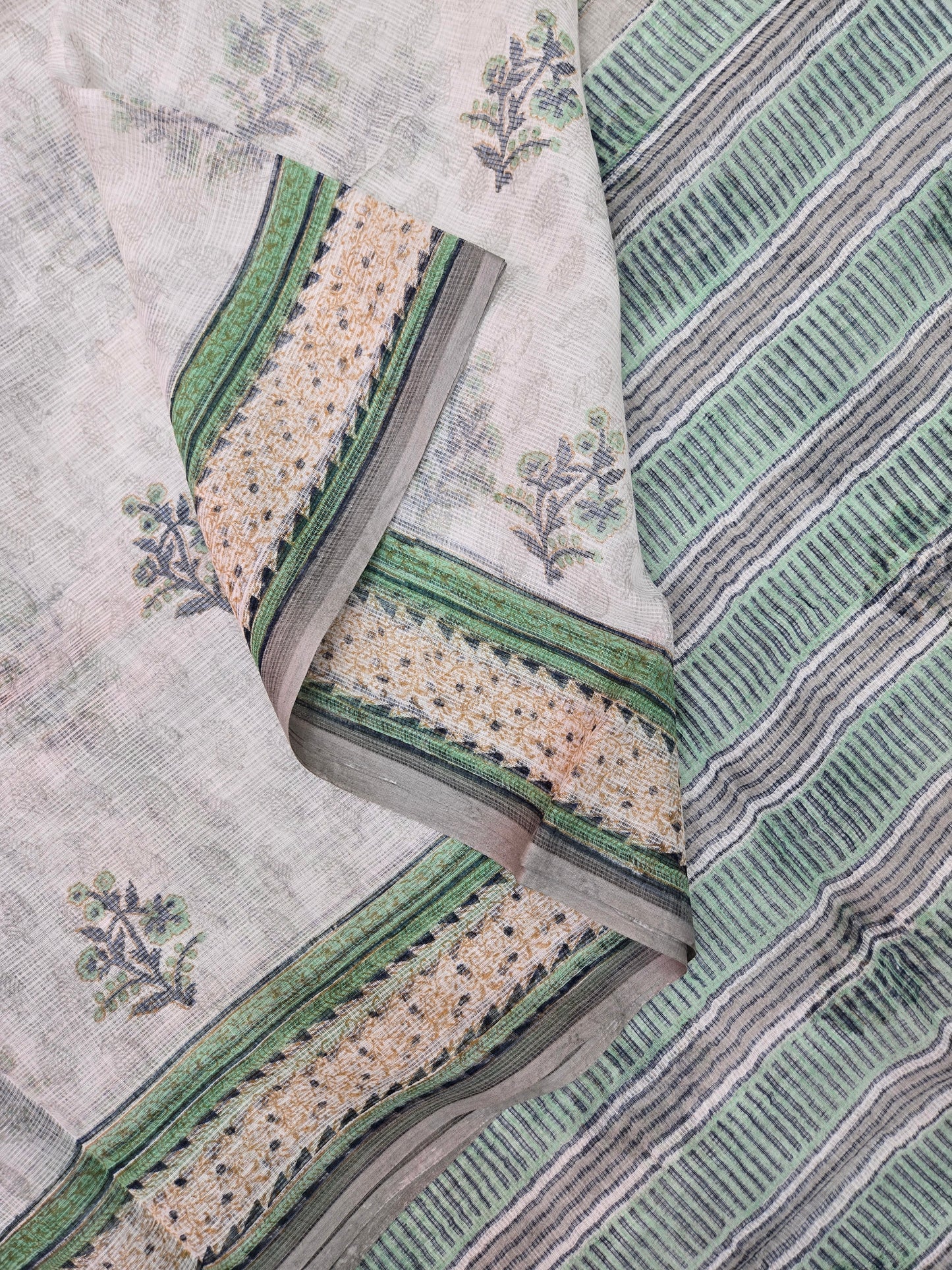 WHITE GREEN HANDBLOCK KOTA DORIYA SAREE