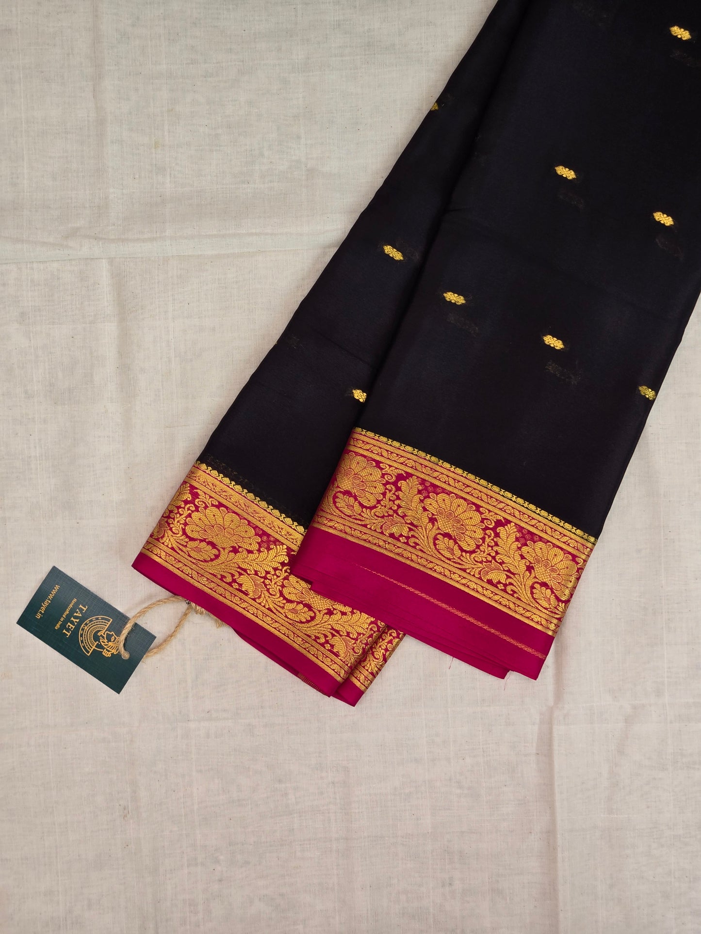 Black Pink Mysore Crepe Silk Saree