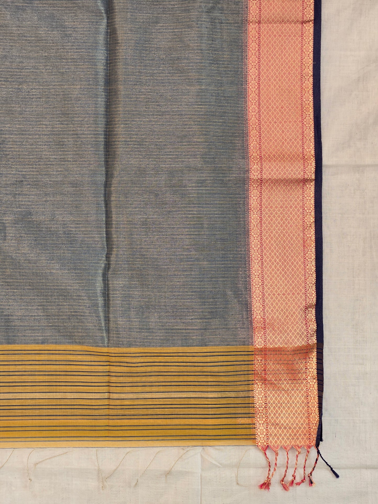 Yellow Blue Maheshwari Silk Cotton Saree