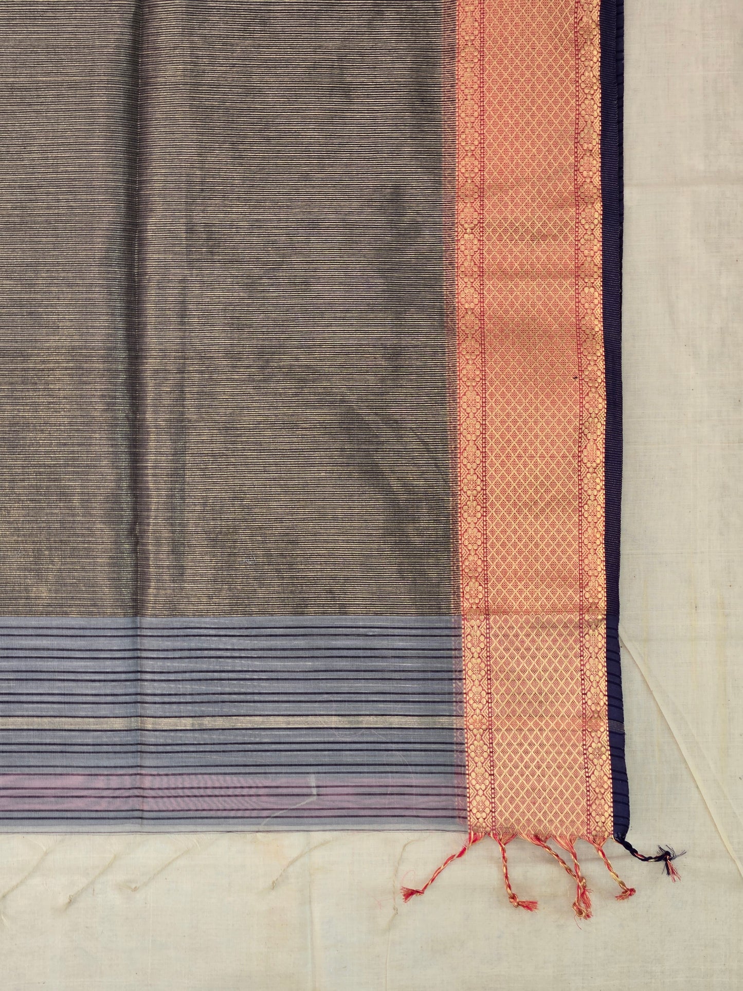 Grey Maheshwari Silk Cotton Saree