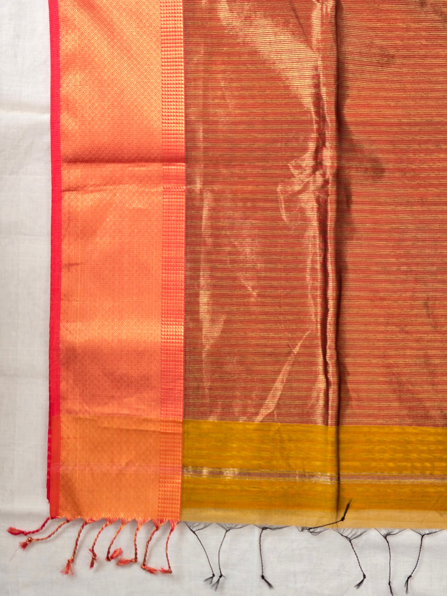 Yellow Maheshwari Silk Cotton Saree