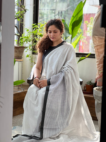 Black White Printed Cotton Saree