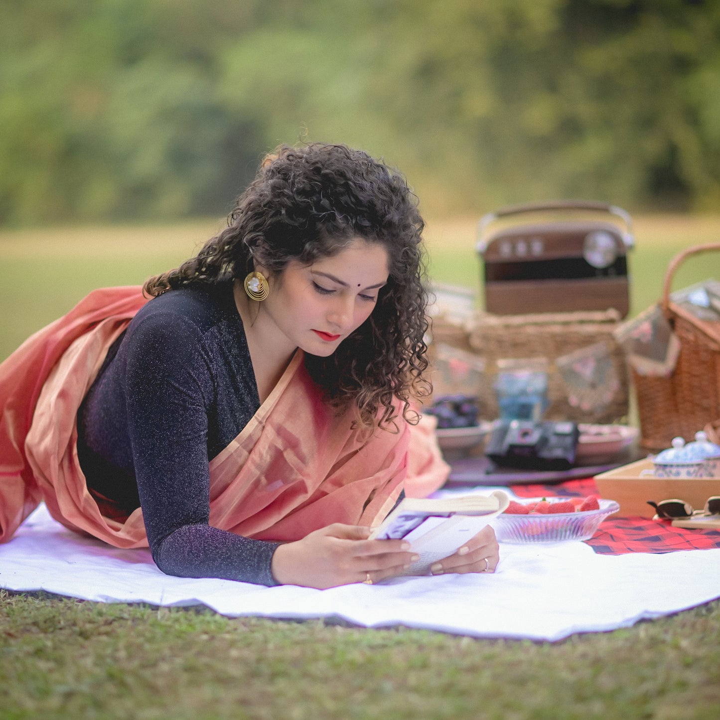 Red Tissue Plain Maheshwari Saree