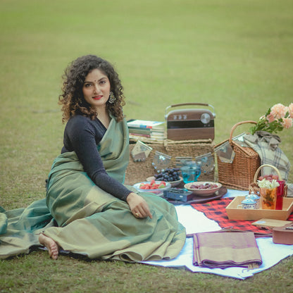 Green Tissue Maheshwari Handloom Silk Saree