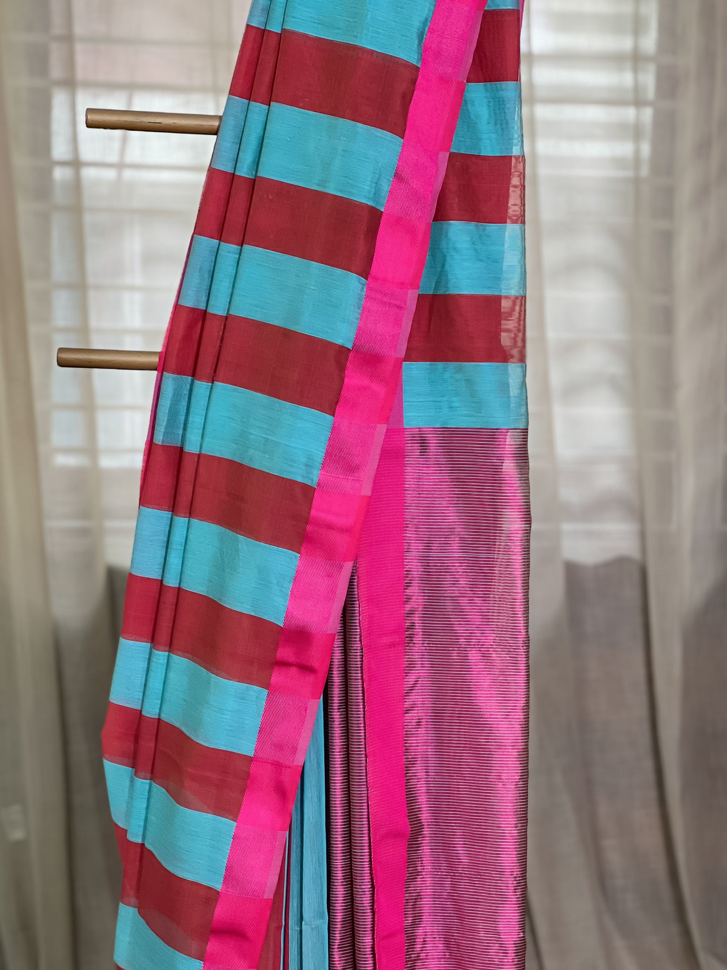 Pink Blue Maheshwari Silk Cotton saree