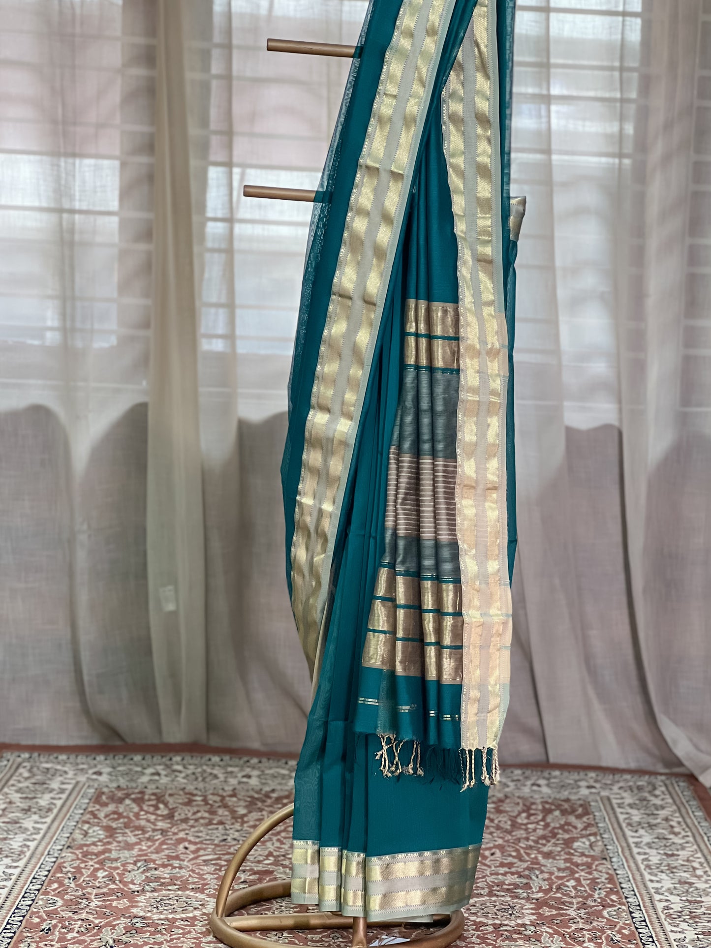 Teal Blue Maheshwari Silk Cotton Saree