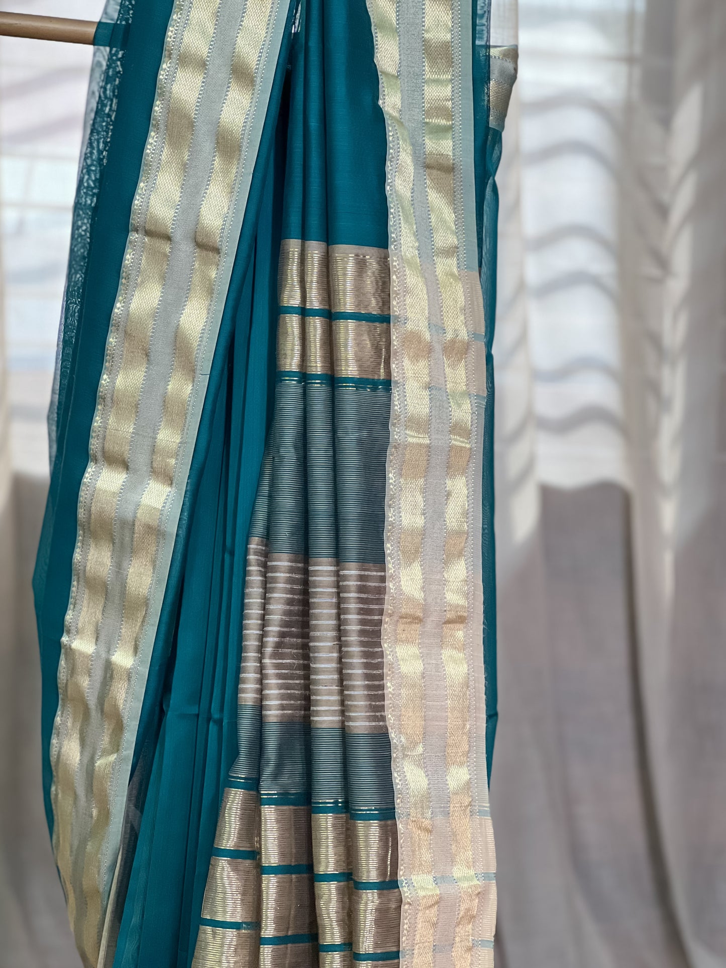 Teal Blue Maheshwari Silk Cotton Saree