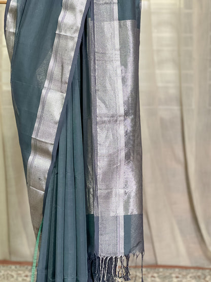 Green Maheshwari Silk Cotton Saree