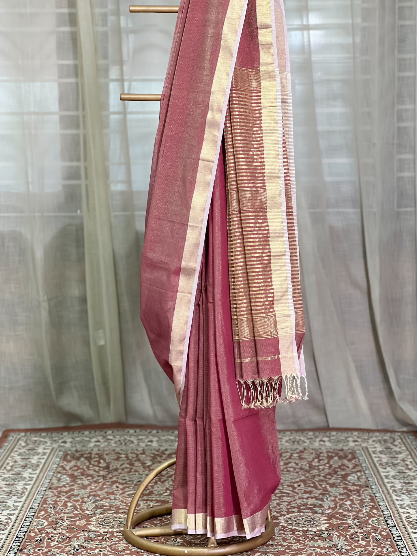 Magenta Maheshwari Tissue Silk Cotton Saree