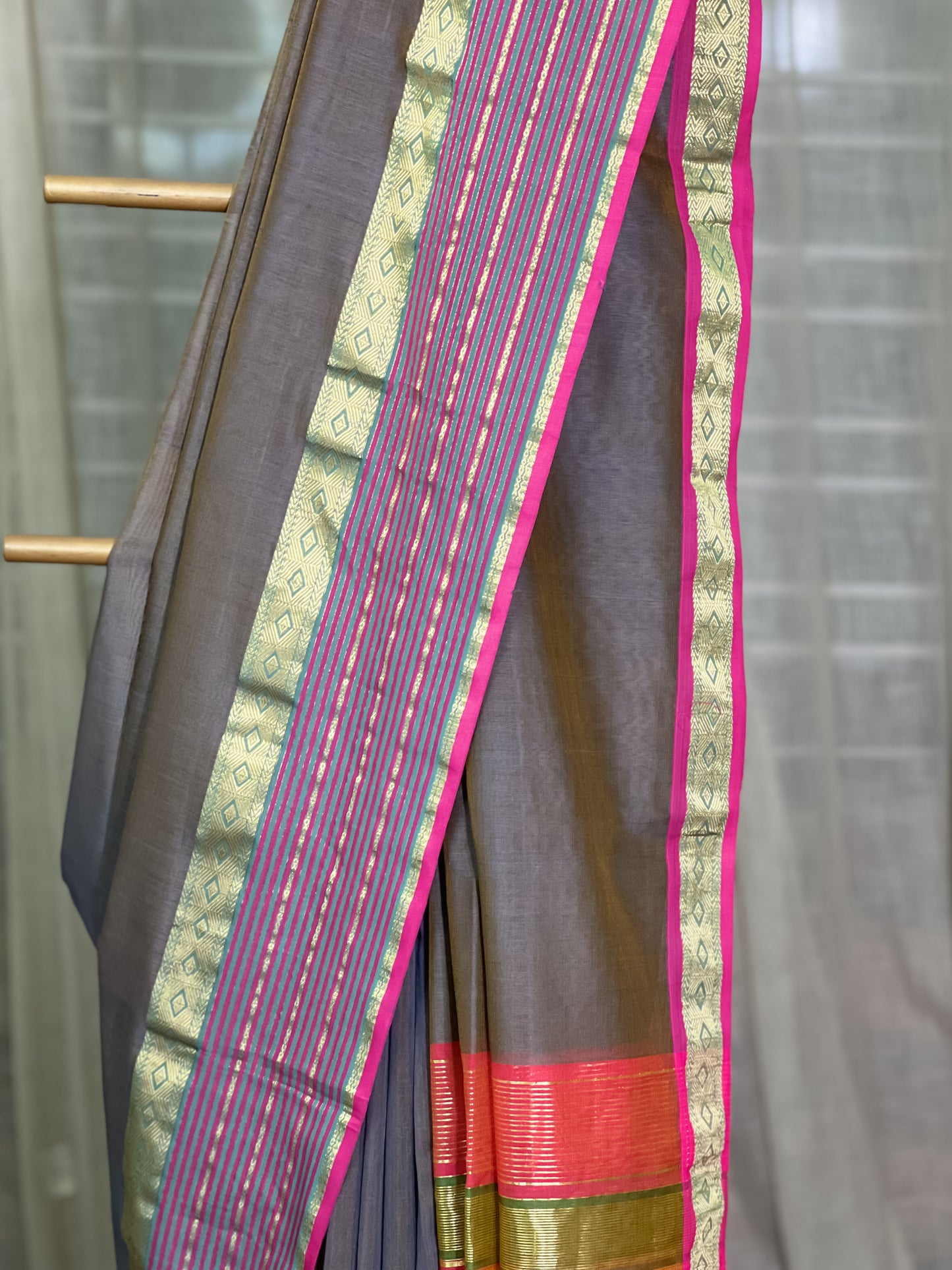 Brown Maheshwari Silk Cotton Saree