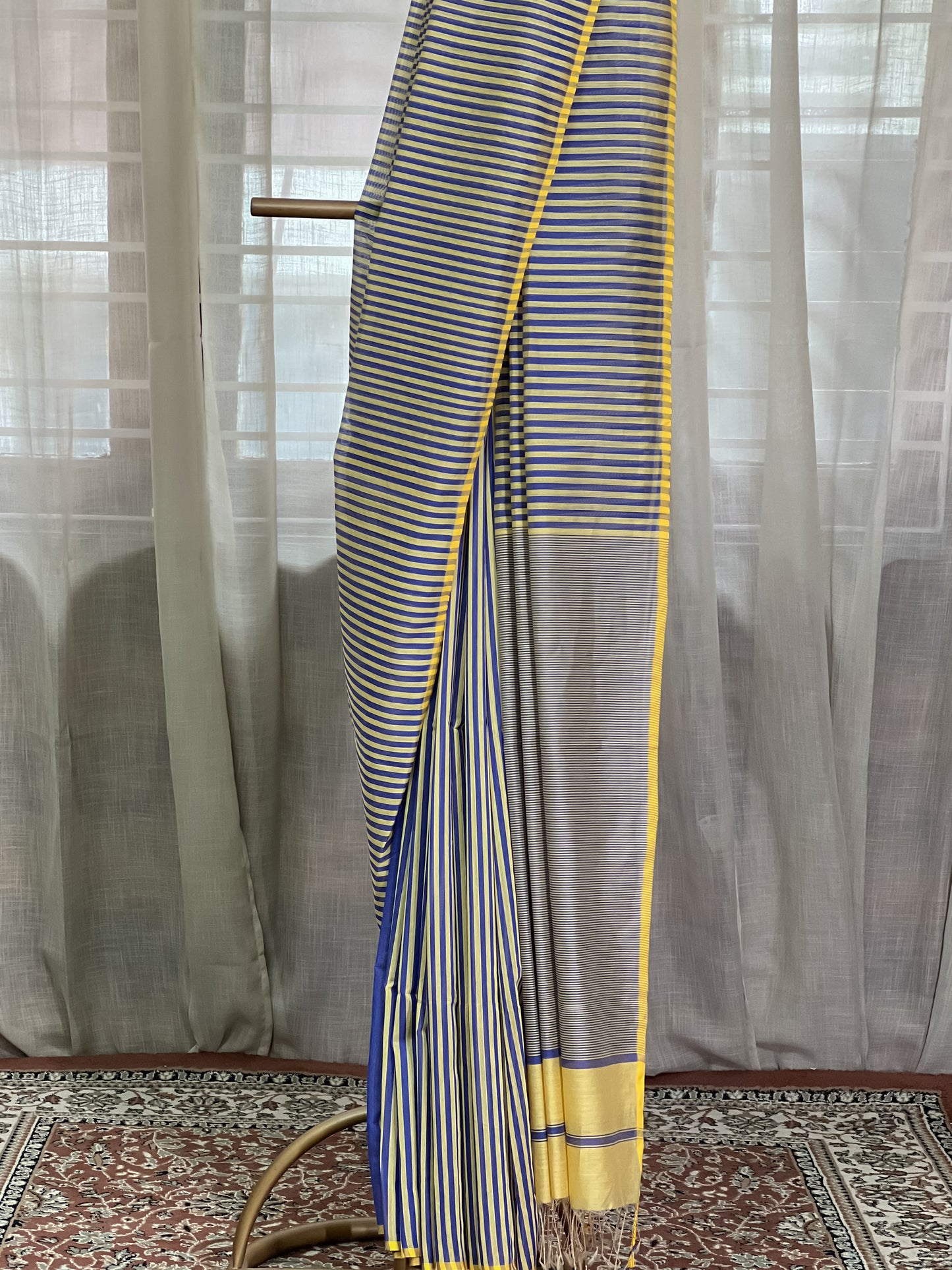 Yellow and Blue Maheshwari Silk Cotton Saree